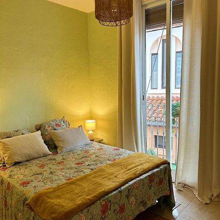 Central Market Apartment Calella Exterior foto
